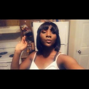 Meet your Posher, Amber renee